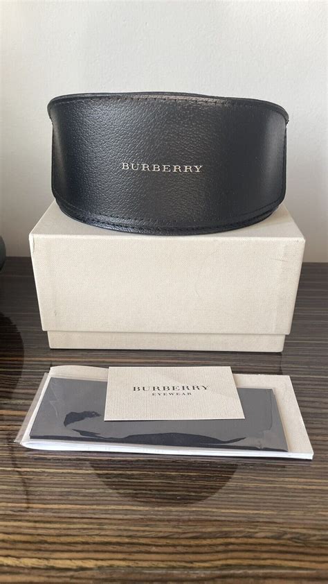 brillenetui burberry|Burberry.